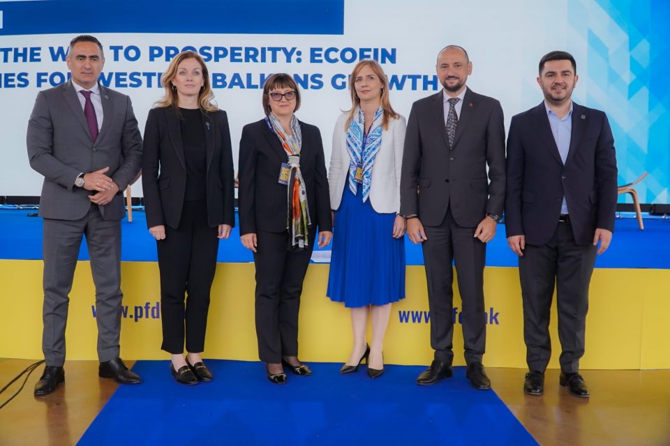 Ангеловска-Бежоска на „Преспа форум за дијалог“: Потребни се важни структурни реформи за побрзо и поинклузивно зголемување на потенцијалот за раст на регионот