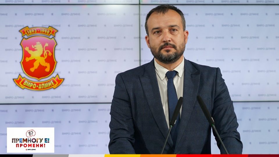 Лефков: ВМРО-ДПМНЕ ги извади на површина СДС и ДУИ, тие се борат за власт, а не за ЕУ и заштита на националните интереси, затоа бегаат од предлозите на ВМРО-ДПМНЕ