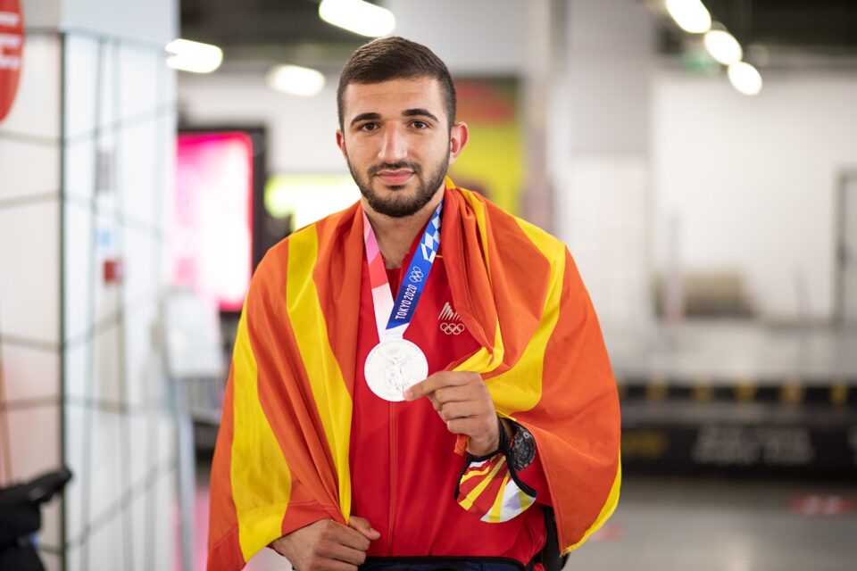 Георгиевски со сребрен медал се врати од Букурешт