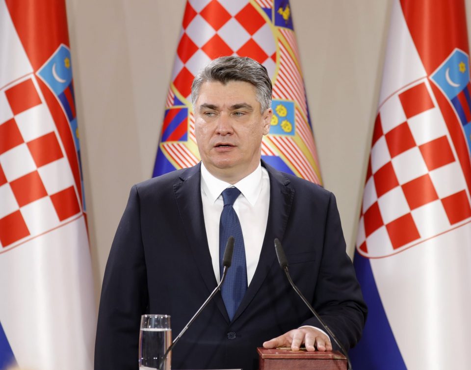 Милановиќ за самитот во Скопје изрази надеж дека нема да заврши со „кавга меѓу раштимани инструменти“
