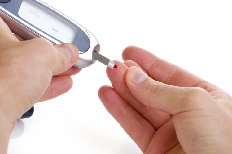 Животи ставени на ризик: Дијабетичарите се борат да го измерат нивото на шеќер во крвта, поради недостиг на глукометри и тест ленти