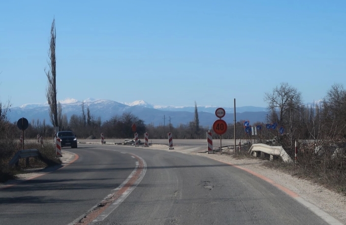 Од денеска повторно отворена за сообраќај делницата од Охрид до Подмоље на магистралниот пат кон Кичево