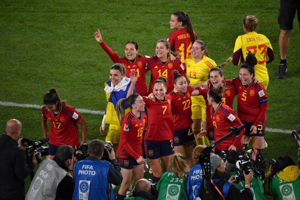 (ВИДЕО) Фудбалерките на Шпанија ја освоија светската титула