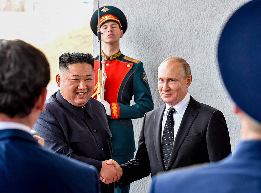 Севернокорејскиот лидер и Путин размениле писма за поблиска соработка