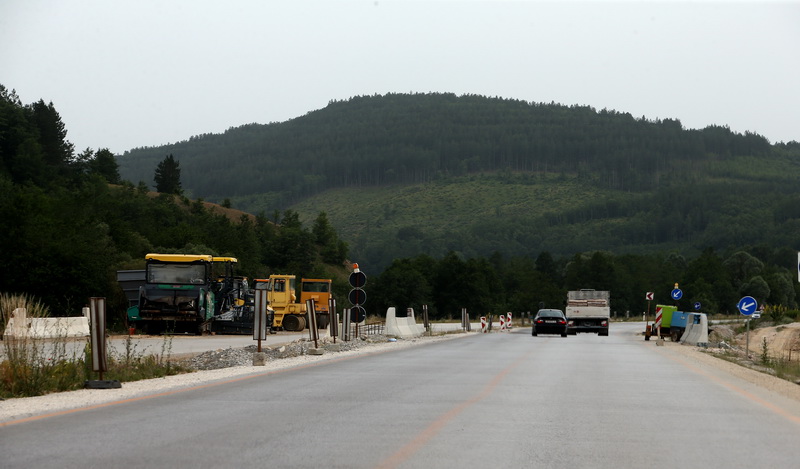 Уште не се гледа крајот на автопатот Кичево – Охрид: Се појавиле 11 нови свлечишта!?