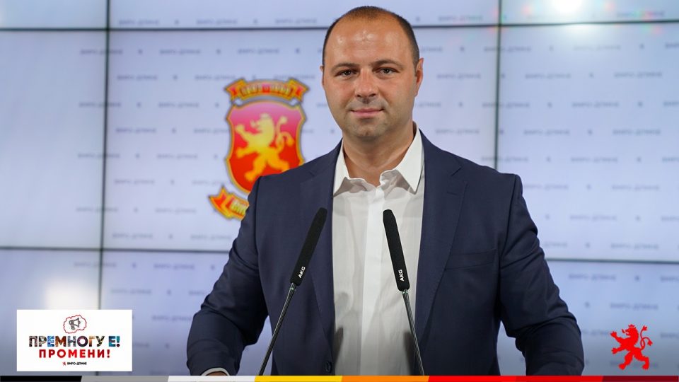 Мисајловски: Потребни се избори, тие се единствено разумно решение за излез од кризата, ДУИ и СДС вештачки се одржуваат на власт, а Македонија тоне