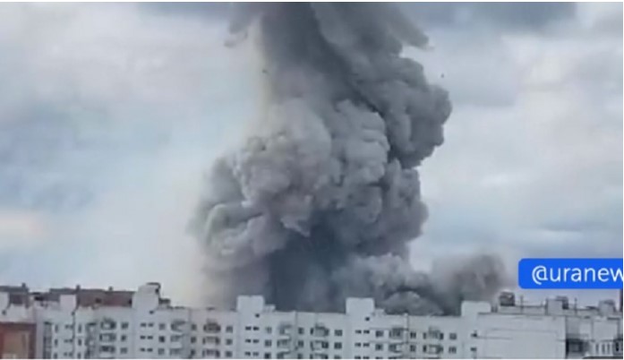 Силна експлозија во Москва, црн чад и паника меѓу населението, во тек е евакуација