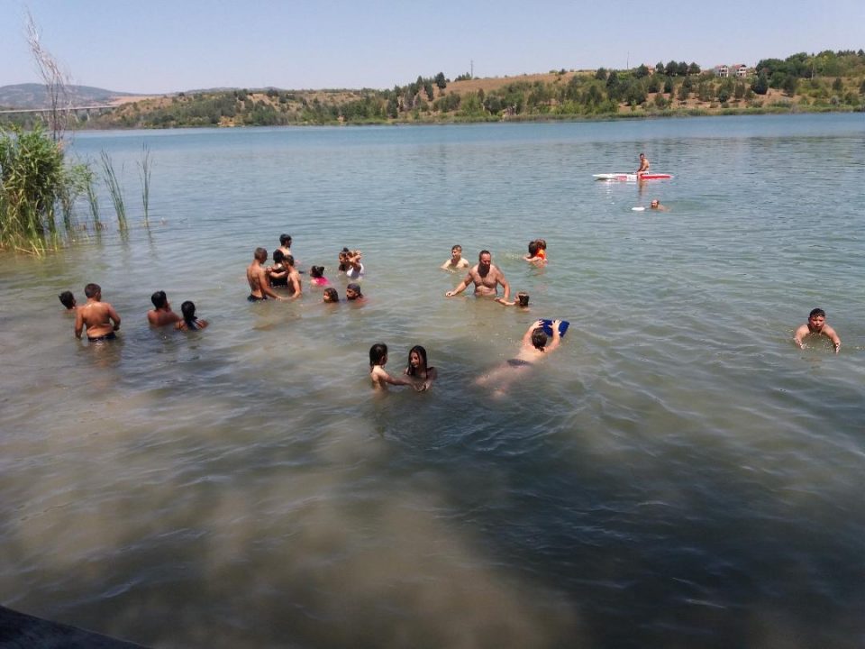 Забрането е капењето во водите на езеро „Младост“