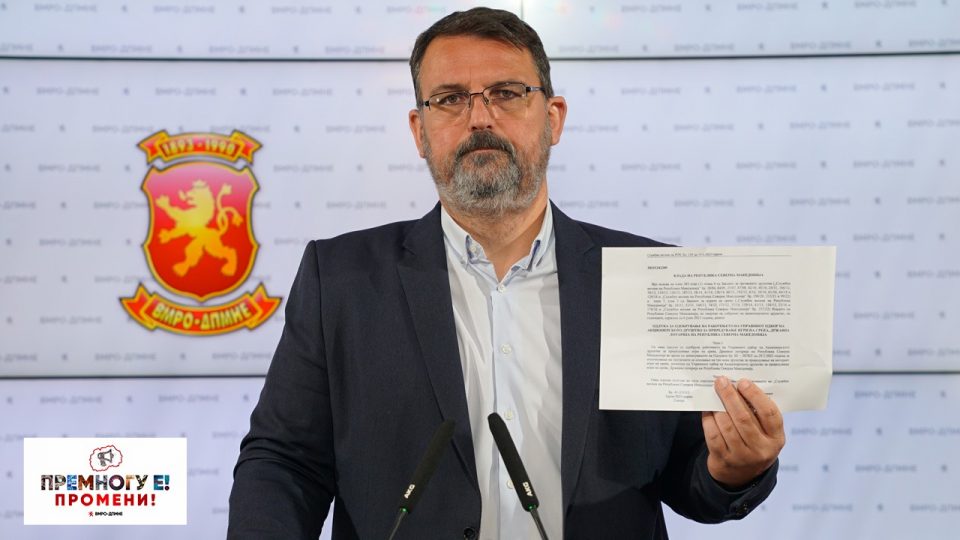 Стоилковски: Дали владата со потпис на Артан Груби ја става Македонија во партнерство со бугарската мафија?