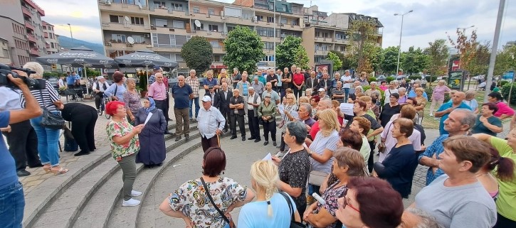 Тетовските пензионери протестираа на градскиот плоштад