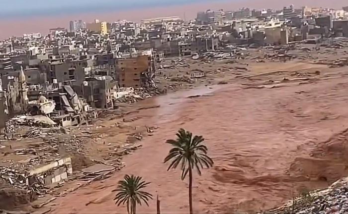 (ВИДЕО) Катаклизма во Либија: Пукнаа две брани, 2000 мртви и над 6000 исчезнати
