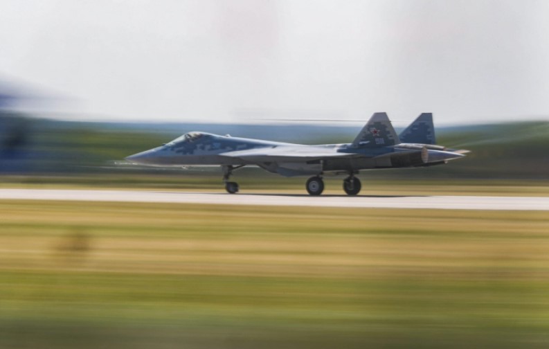 Британско разузнавање: Русија загуби речиси 100 авиони во војната со Украина