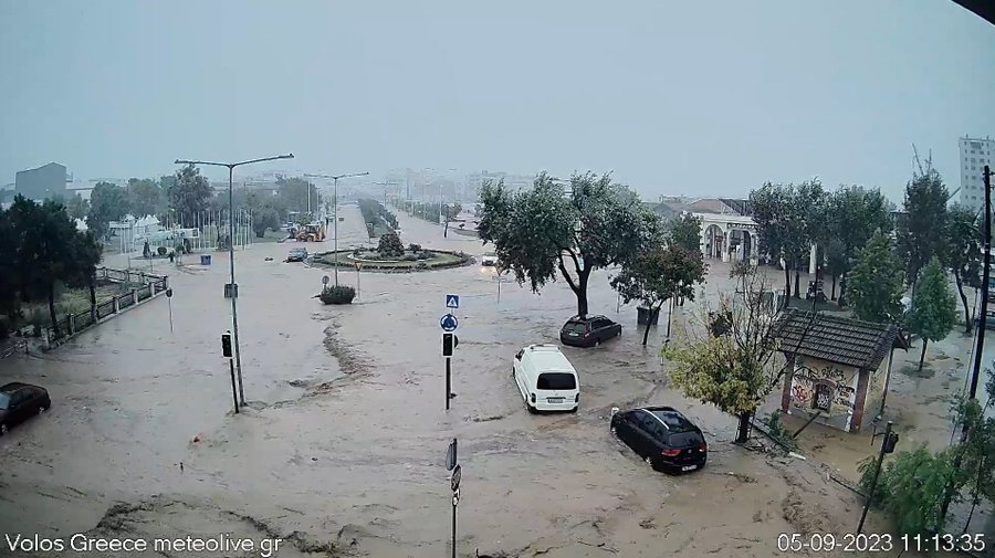 Волос и Скиатос под вода, сериозни проблеми од невремето во Грција