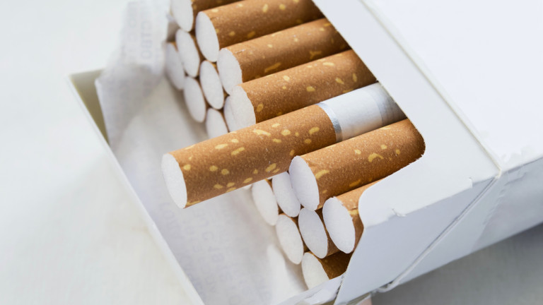 Од петок повисоки цени на цигарите, пурите и цигарилосите