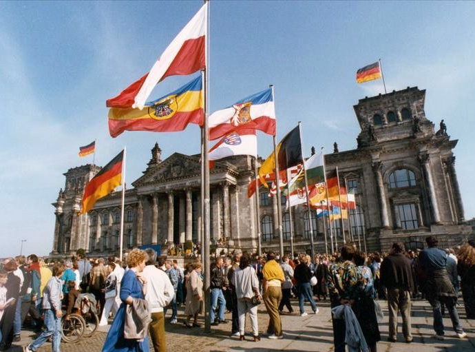 Германија ја слави 33-годишнината од обединувањето