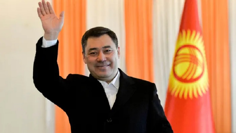 Киргистанскиот претседател го ратификуваше договорот за заедничка противвоздушна одбрана со Русија
