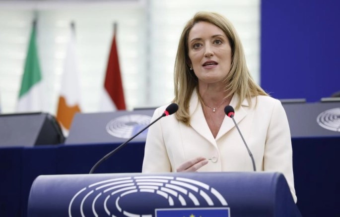 На кого ли мислеше: Претседателката на ЕП вели дека ЕУ треба да се подготви за проширување на 30, 33 или 35 земји