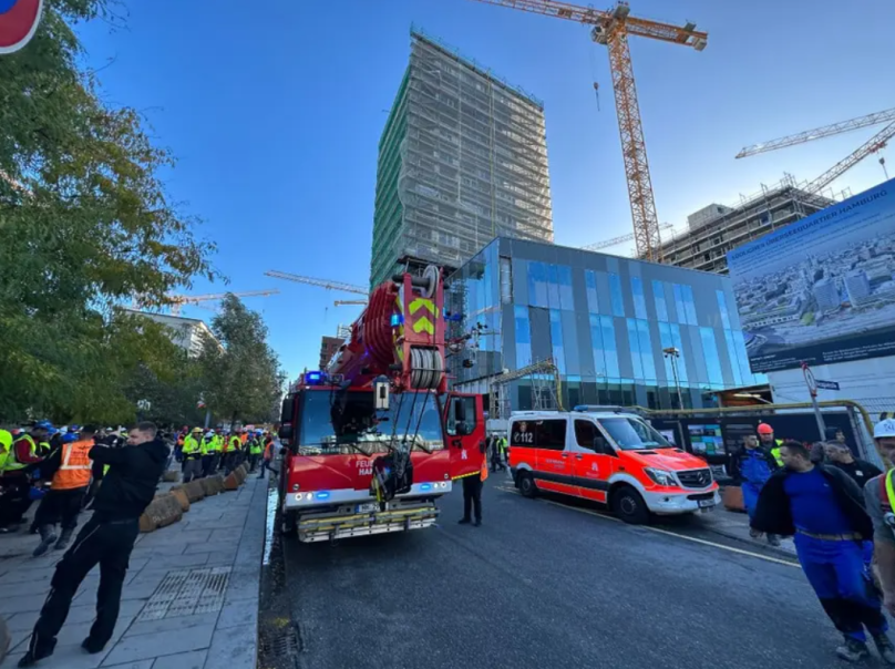 Еден од загинатите при уривање скеле во Хамбург е и Албанец од Македонија