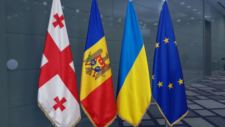 Украина и Молдавија почнуваат преговори со ЕУ