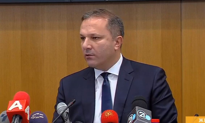 Чуму потребата на Спасовски да лаже за два клучни моменти од трагичното двојно убиство, прашаа од ВМРО ДПМНЕ
