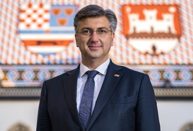 Пленковиќ го смени министерот за економија Давор Филиповиќ