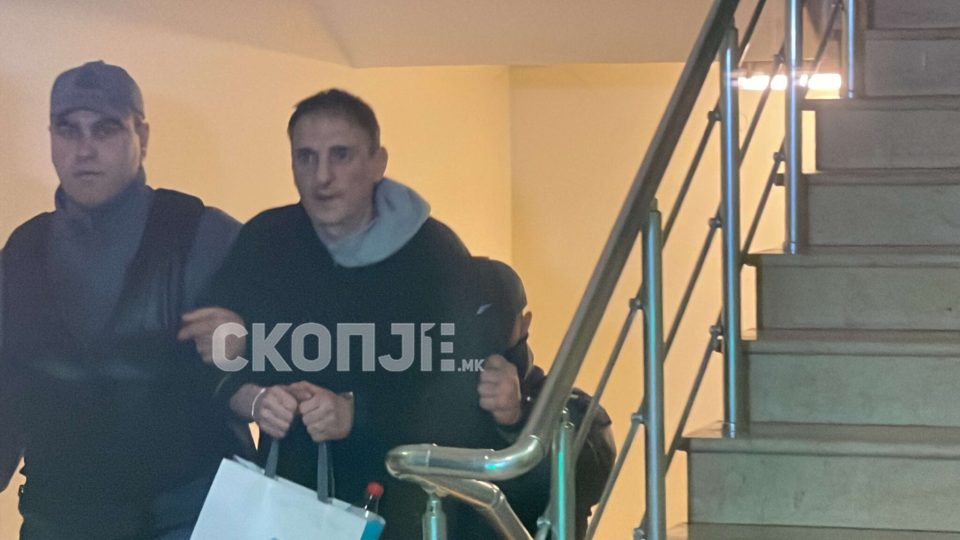 (ВИДЕО) Таткото на Вања донесен во Основниот кривичен суд во Скопје кај судија на предистражна постапка