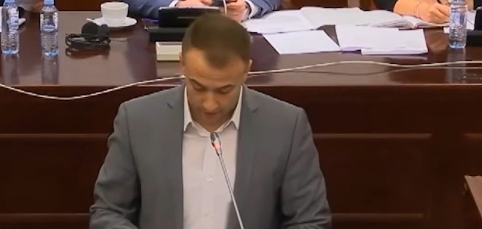 Манипулативни потези на ДУИ: ВМРО-ДПМНЕ со критички став кон измените на Законот за коцкање