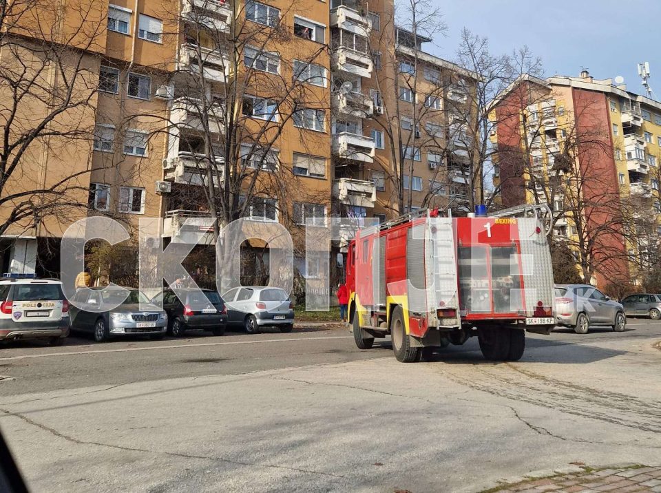 Пожар во станбена зграда во Ново Лисиче: Екипите се на терен