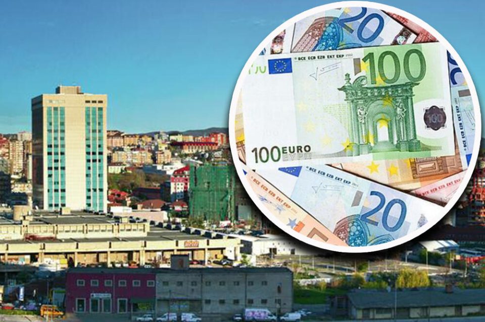 Еврото станува единствена валута во Косово, Белград со остри критики