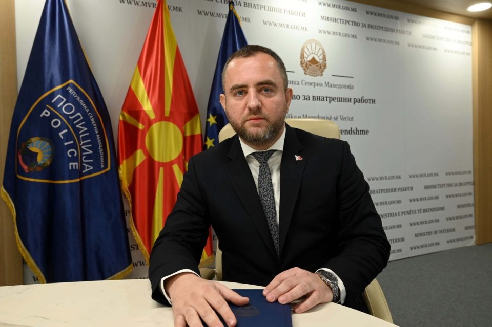 Тошковски: По поплака од новинар поднесен е предлог за поведување дисциплинска постапка против началникот на Единица за економски и компјутерски криминал во СВР Скопје