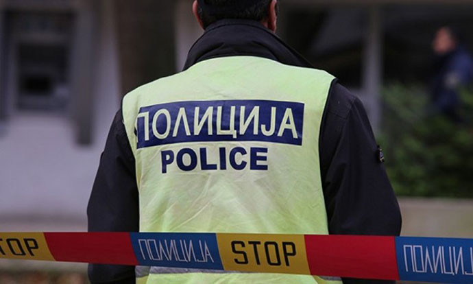 МВР со детали за пукање во Тетово: Од автомобил во движење било пукано во куќа