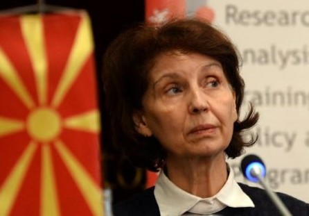 Зачувување на македонскиот идентитет: Енергичното застапување на пратеничката Силјановска Давкова за почитување на македонскиот јазик!