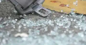 Возач загина, а уште тројца завршија во болница со тешки повреди, во тешка сообраќајна несреќа што се случи синоќа на магистралниот пат