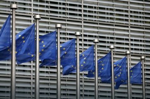 ЕУ воведува нови правила за заштита на работниците од изложеност на олово и диизоцијанати