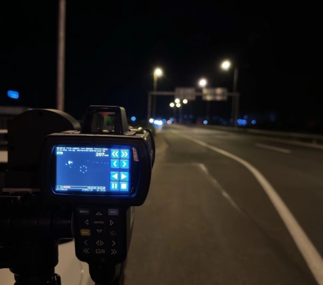 (ФОТО) Косовар возел со 207 км/час на автопатот Тетово-Скопје