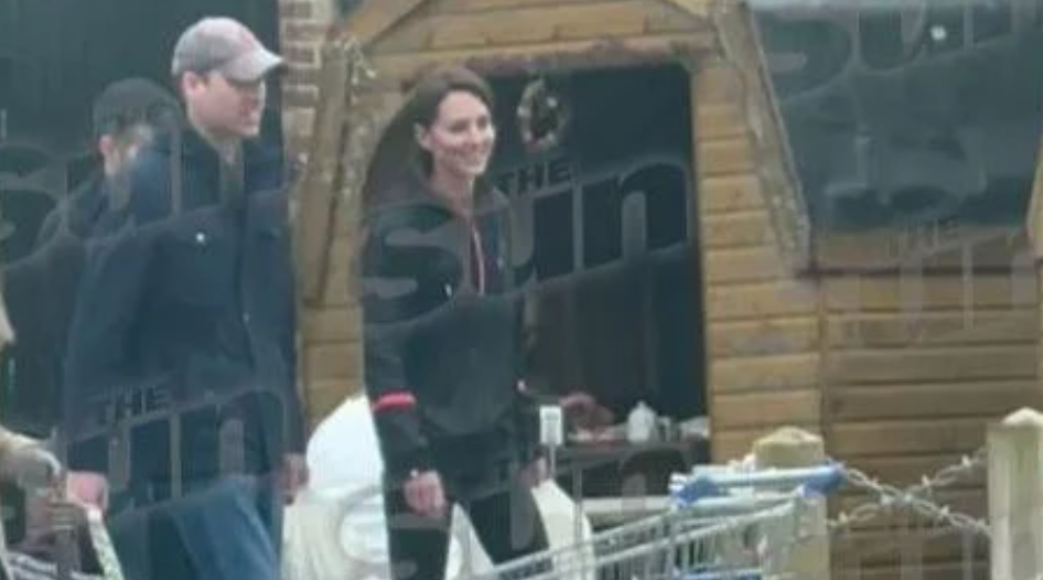 (ВИДЕО) Прв пат снимена по операцијата: Кејт Мидлтон на прошетка со принцот Вилијам