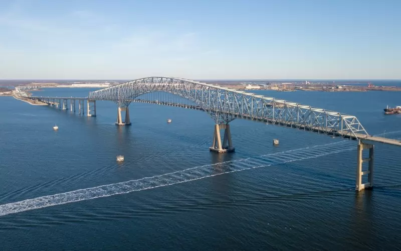 (ВИДЕО) ДЕТАЛНО ОБЈАСНЕТО: Се урна мост во Балтимор, пронајдени првите жртви