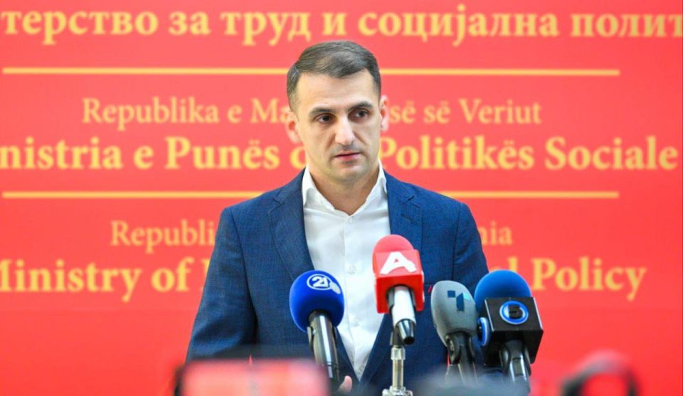Над 2000 злоупотреби во исплатата на социјалната помош открива министерот Велковски