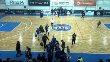 Хулигани го нарушија кошаркарскиот натпревар меѓу Чаир и МЗТ - упад во соблекувалната и физички напад над играчите