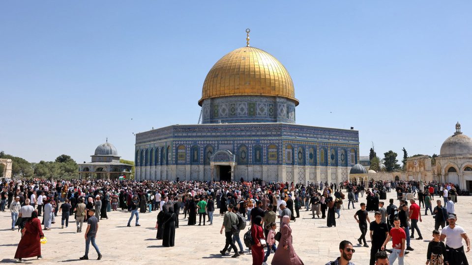 Овие денови сите очи вперени кон Ерусалим: Дали во пресрет на Рамазан војната може да ескалира во „светиот град“?
