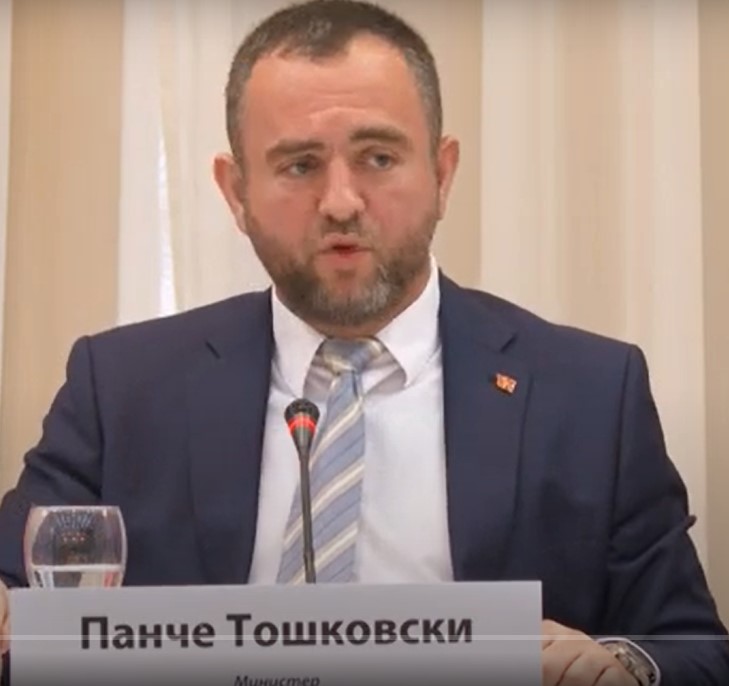 Вознемирувачки знаци: Министерот Тошковски алармира поради потенцијални нерегуларности во изборниот процес во полошкиот регион