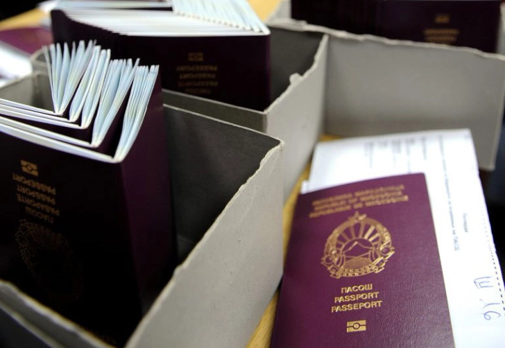Тошковски: За еден ден се доаѓа до термин за фотографирање за пасош по итна постапка