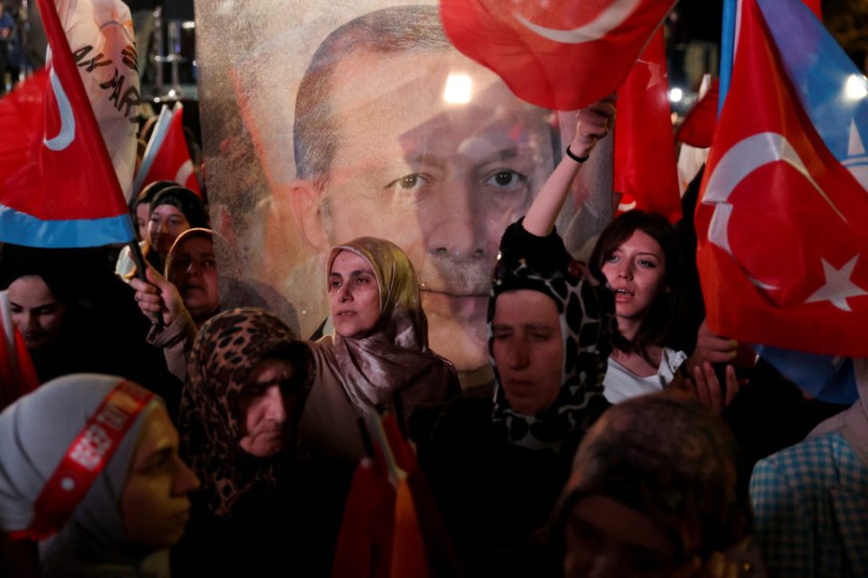 ДЕТАЛНА АНАЛИЗА: Висока излезност, Ердоган го призна поразот – Како опозицијата го направи овој резултат?