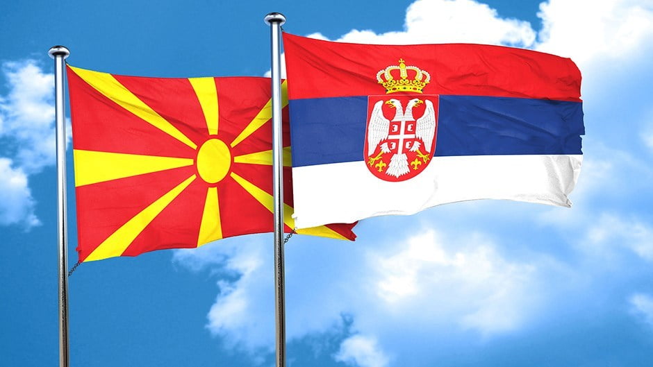 Србите бесни на ДУИ и СДСМ: Им дадовме вакцини и жито, а сега ќе гласаат против нас