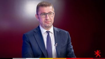 Мицкоски ја критикуваше политичката стратегија на Ахмети пред избори