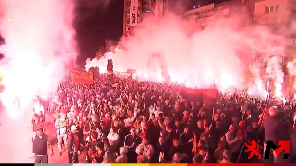 „Македонија повторно горда“ денеска со митинзи во општините Чашка, Свети Николе и Велес
