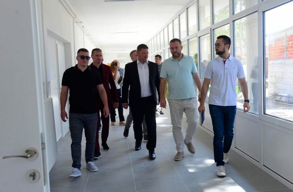 Министерот Тошковски во посета на центарот за обука на МВР – реконструкција на објектите и подигнување на стандардите за обука на полицијата