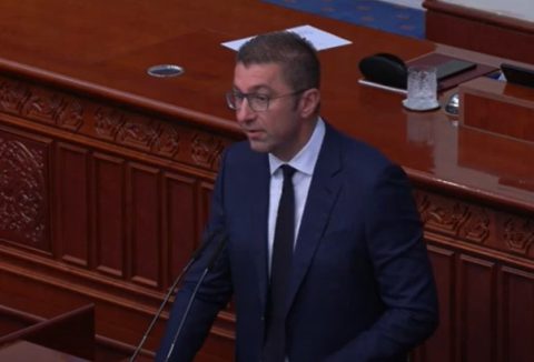 Отворен дијалог со сите партии: Лидерот на ВМРО-ДПМНЕ негира специјален договор со ДУИ за поддршка на новиот закон за реформа на министерствата