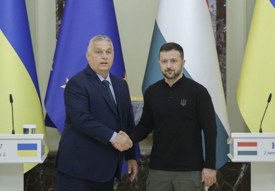 „Побарав итен прекин на огнот“: Орбан и Зеленски седнаа на иста маса