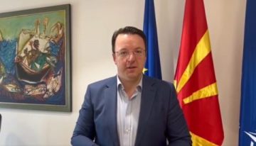 Влошени односи меѓу Македонија и Бугарија, но преговорите за пругата мора да продолжат, вели Николоски